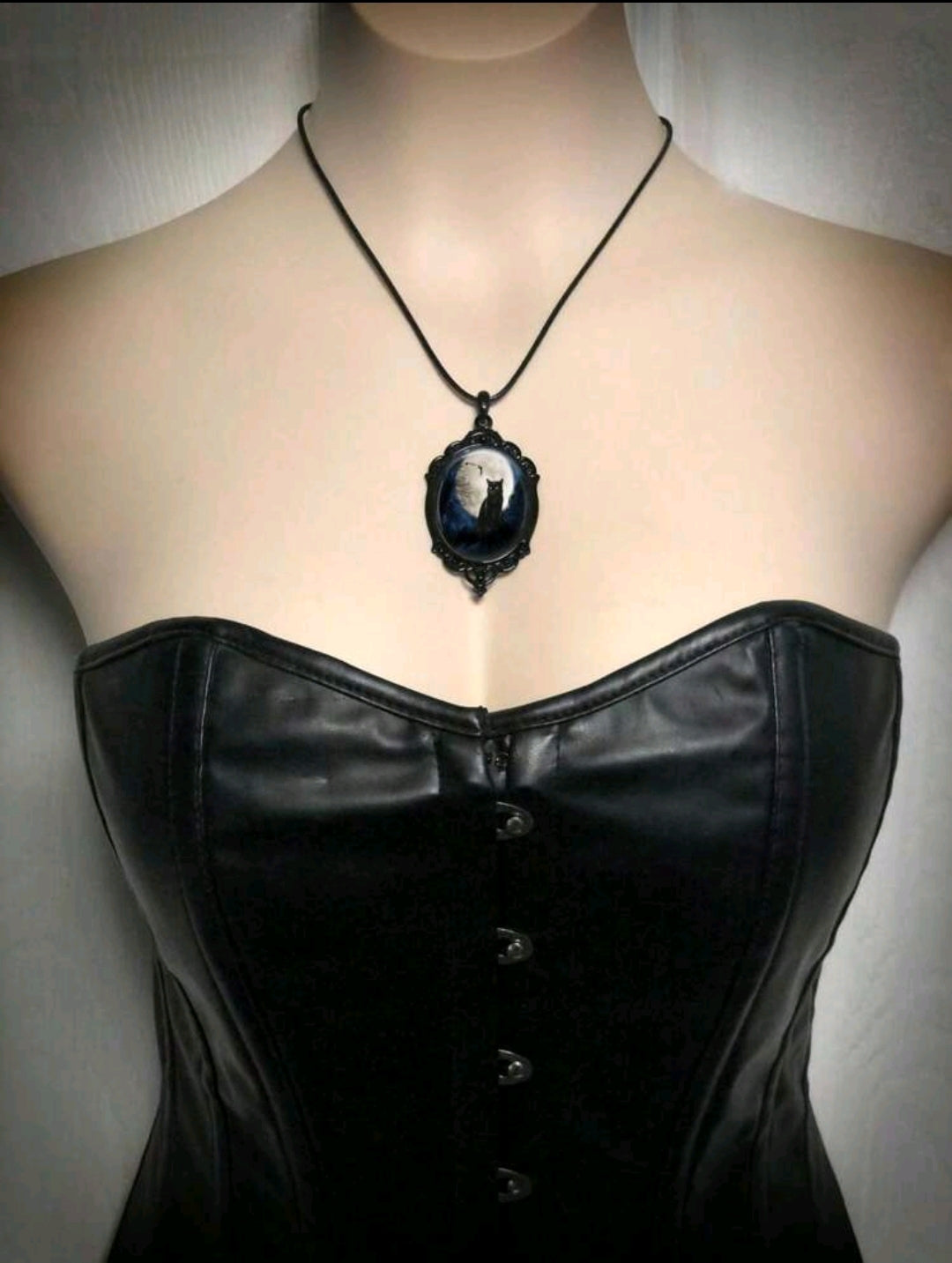 Black cat and moon glass pendant